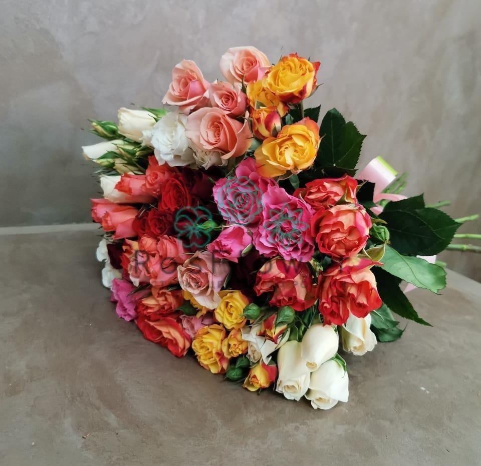 Букет цветов из: Розы в Автурах