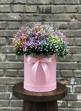 Цветочная композиция из Гипсофила и Розы в шляпной коробке в Автурах