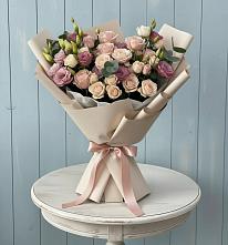 Букет цветов из:  Розы и Лизиантусы #REPLACE_PRED# Автурах