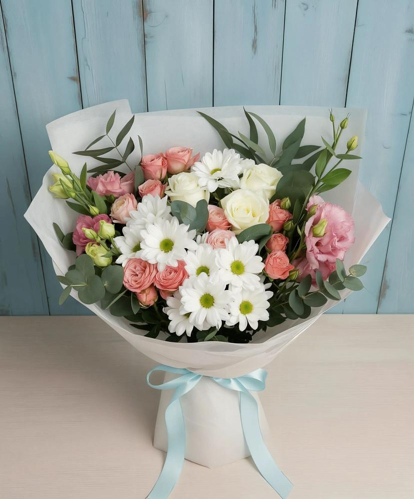 Букет цветов из: Розы, Лизиантусы и Хризантемы в Автурах