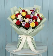Букет цветов из:  Розы #REPLACE_PRED# Автурах