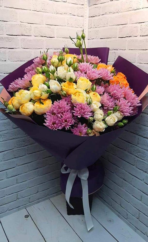 Букет цветов из: Хризантемы и Розы в Автурах