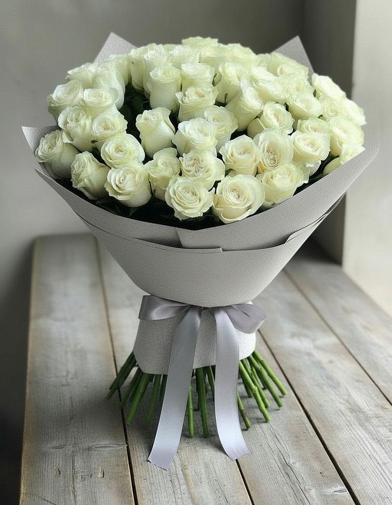 Букет 35 Белых роз в Автурах