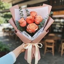 Букет цветов из:  Розы #REPLACE_PRED# Автурах