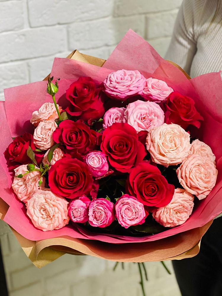 Букет цветов из: Розы в Автурах