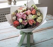 Букет цветов из:  Розы, Лизиантусы и Гвоздики в Автурах