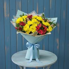Букет цветов из:  Альстромерии и Хризантемы в Автурах