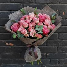 Букет цветов из:  Розы в Автурах